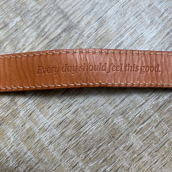 Vineyard Vines Patchwork Silk Leather Buckle Belt Women’s XS Preppy Coastal - Picture 11 of 12